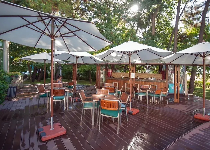 Jeravi Ξενοδοχείο 4*