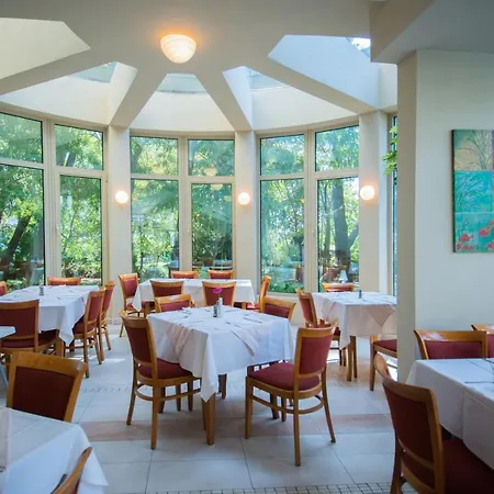 Jeravi Hotel Słoneczny Brzeg