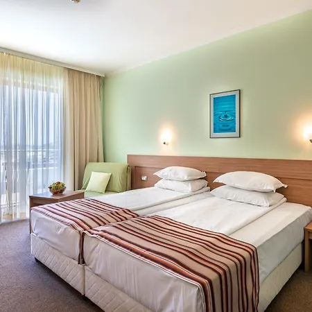 Jeravi Hotel Słoneczny Brzeg