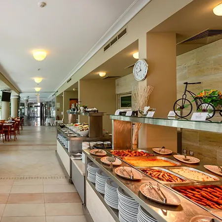 Hotel Jeravi 4*