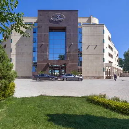 Jeravi Hotel